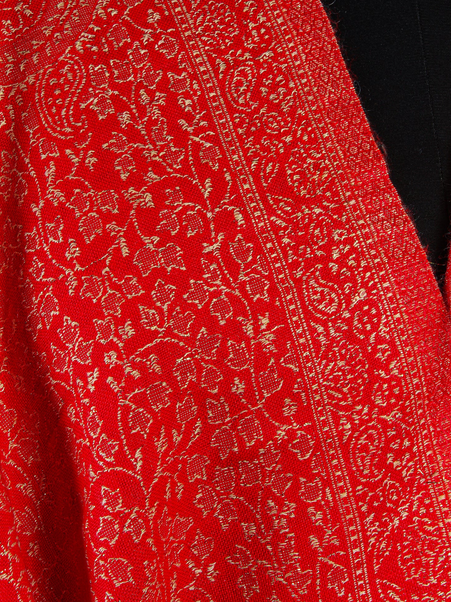 Timeless Luxury Kashmiri Zari Embroidered Pashmina