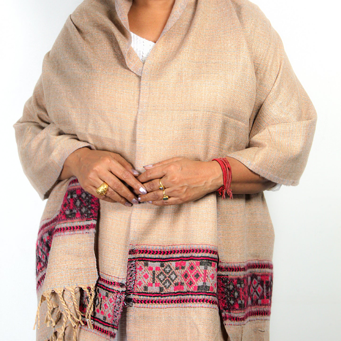 Handwoven Tibetan Shawl from Kashmir – Unique Craftsmanship