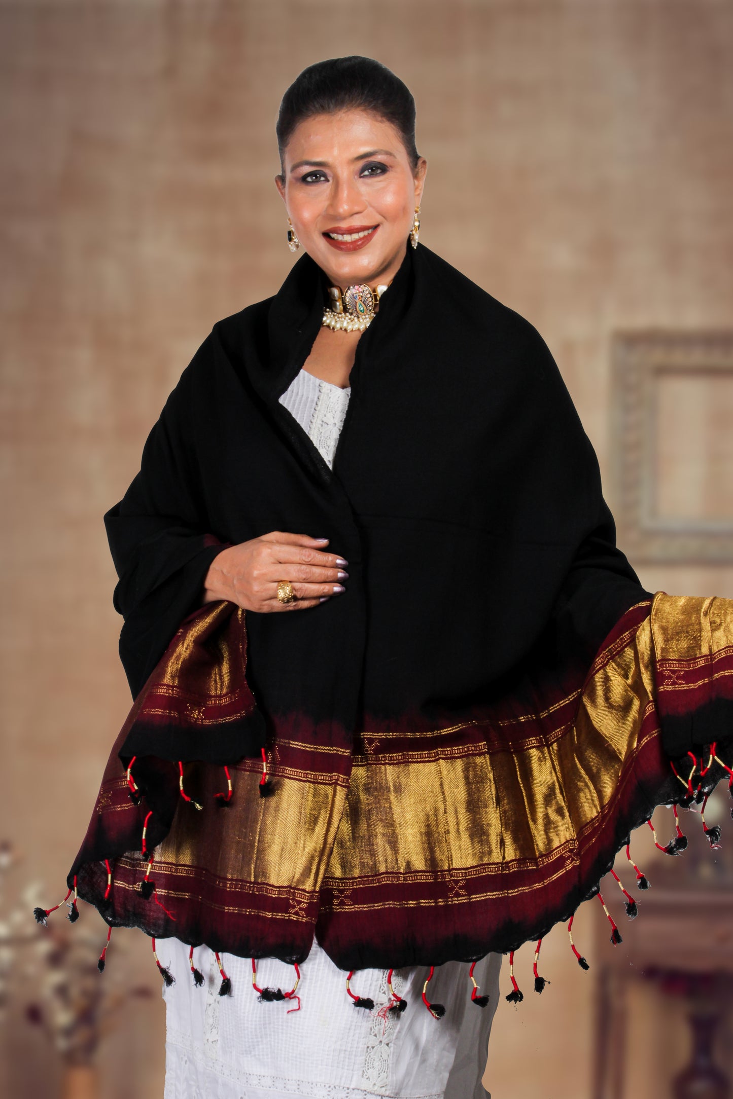 Kugdi Shawl – Exquisite Hand Embroidered Kashmiri Wool Shawl with Traditional Kugdi Design