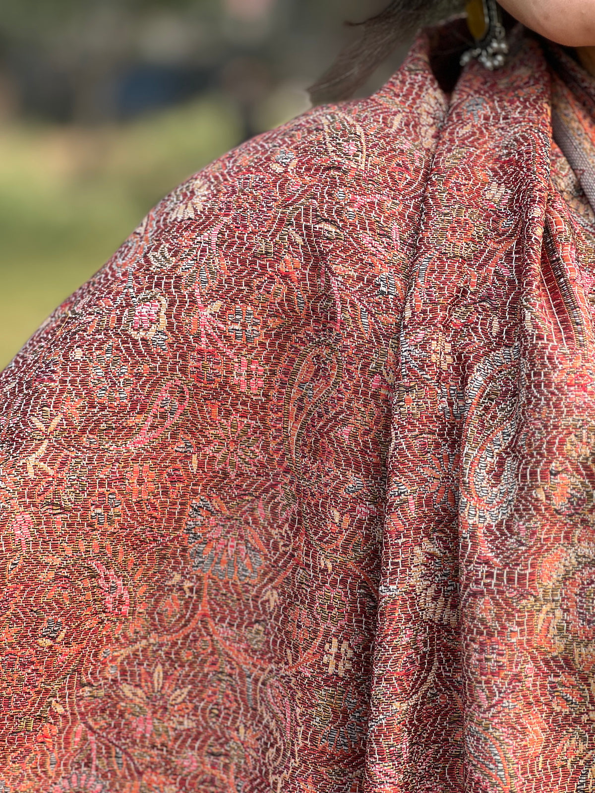 Brown Jacquard Shawl – Elegant, Timeless & Luxuriously For Women.