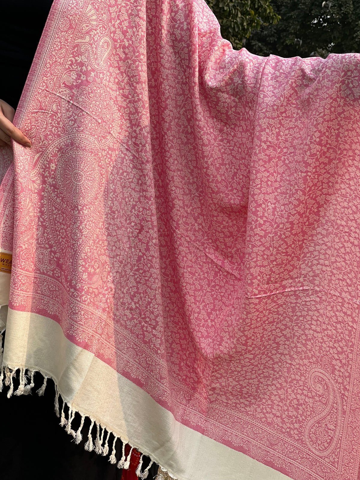 Pink Jacquard Stole for woven.