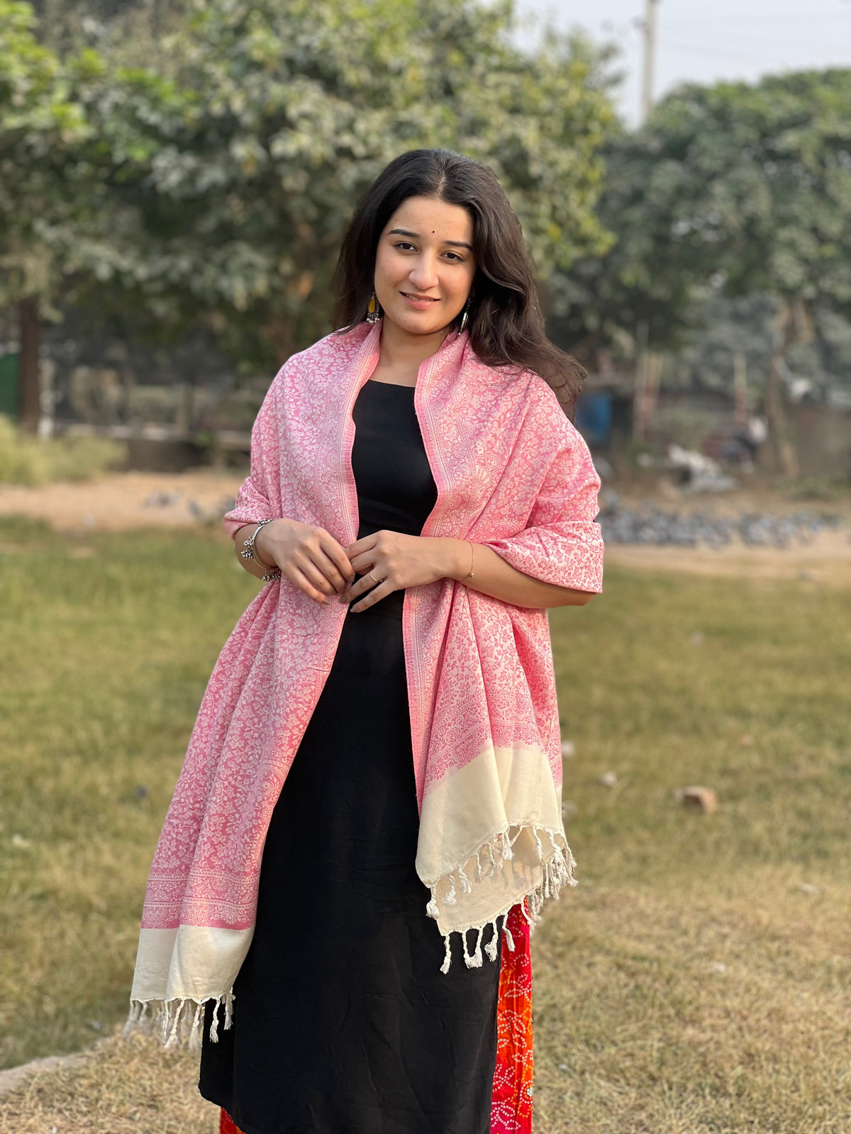 Pink Jacquard Stole for woven.