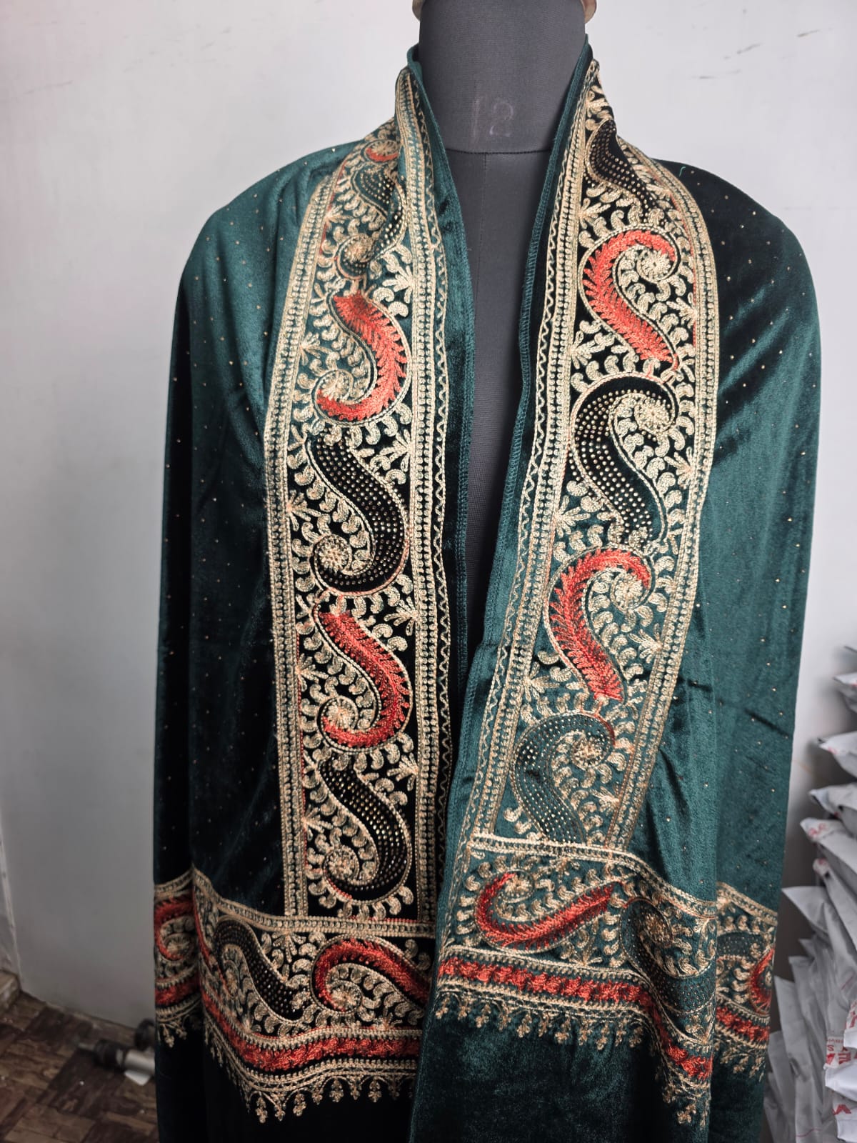 Bottle Green Velvet Stole – Luxurious Hand-Embroidered Silk Thread & Swarovski Work