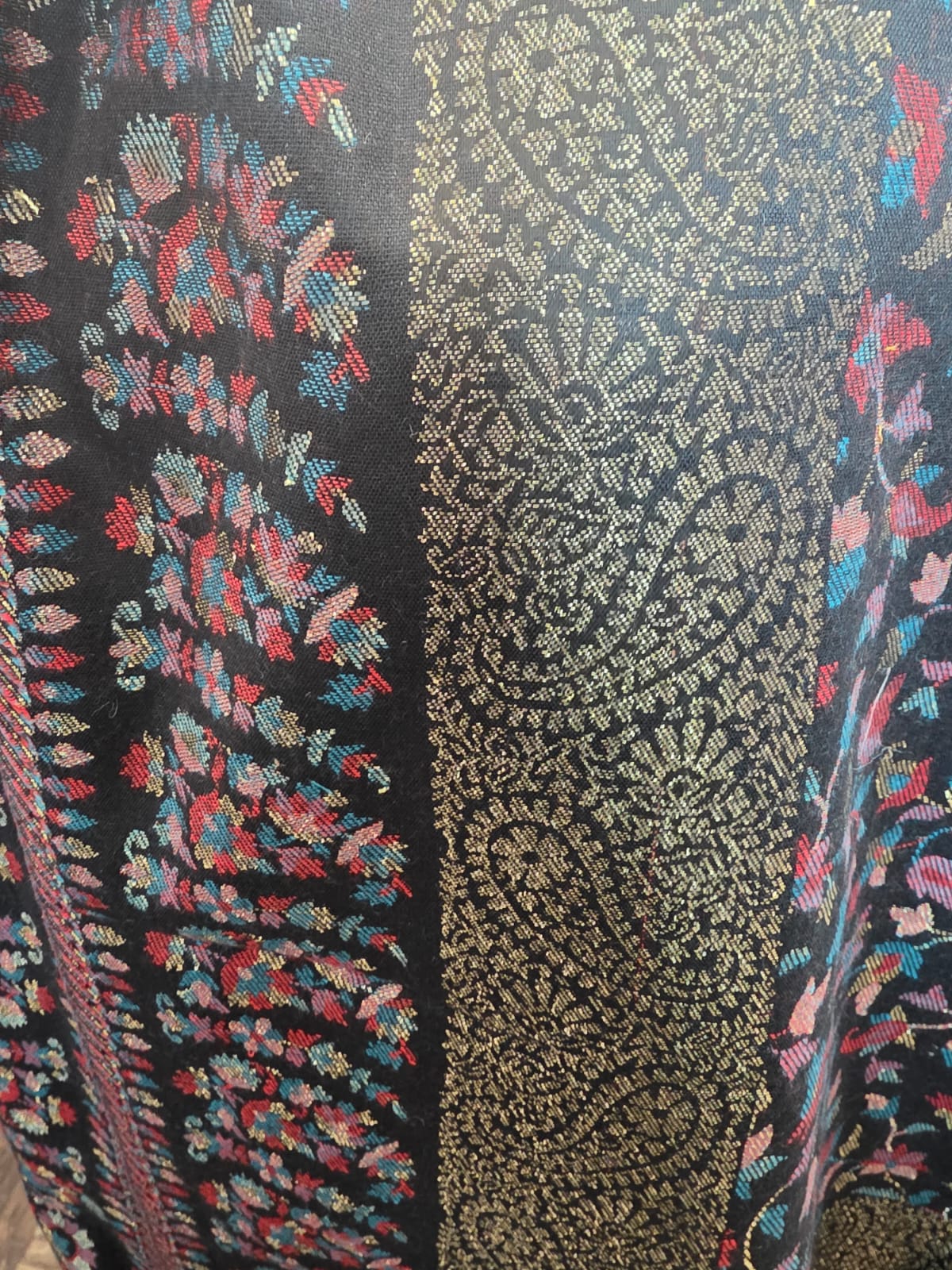 Black Kani Shawl – Luxurious Handwoven Kashmiri Masterpiece