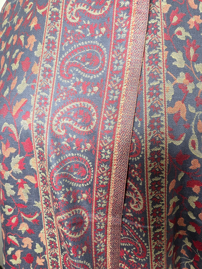 "Grey Kani Shawl – Luxurious Handwoven Kashmiri Elegance"