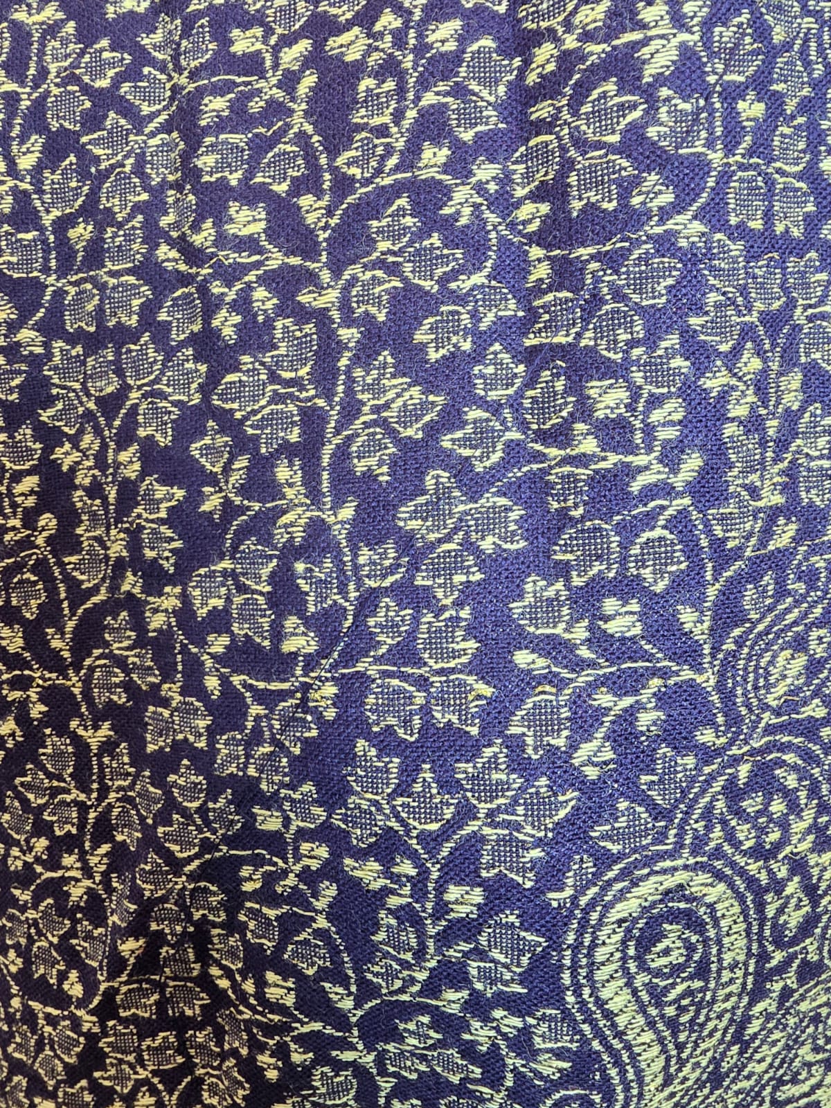 Navy Blue Zari Shawl – Elegant Ethnic Wrap