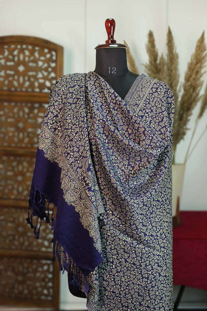 Self Zari Shawl – Elegant Kashmiri Pashmina with Fine Hand Embroidery